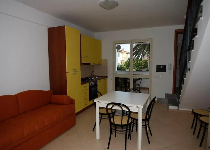 Apartmanhotel Gualtieri 3*